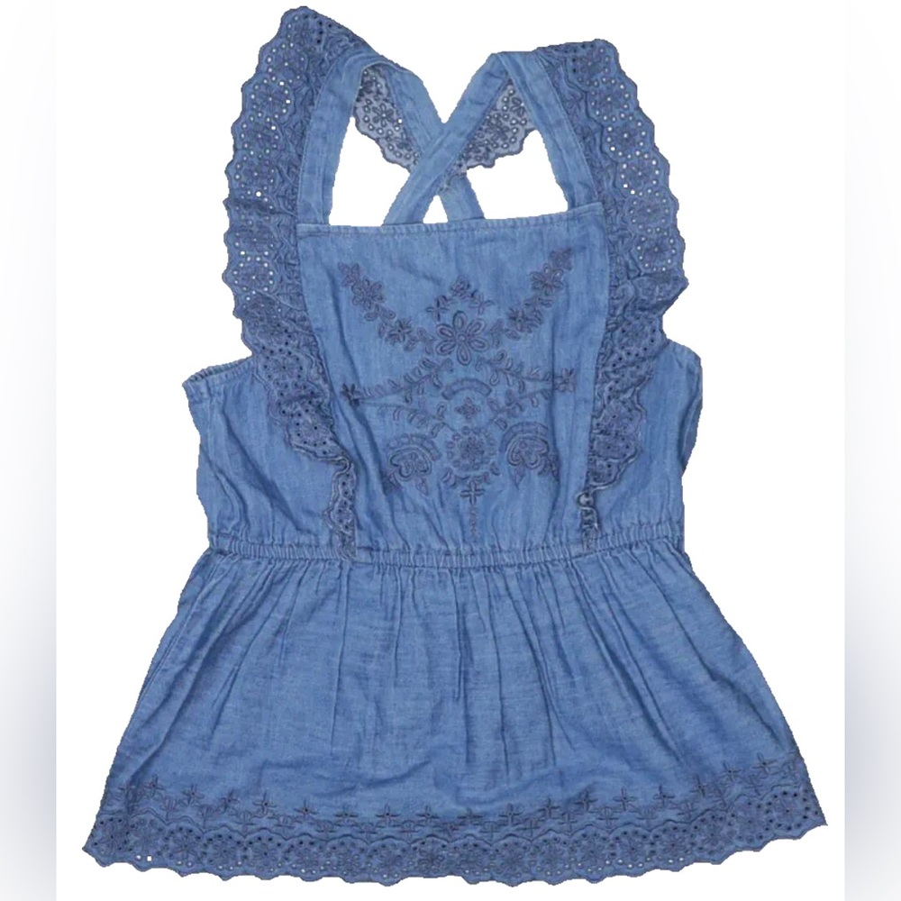Sleeveless Blouse